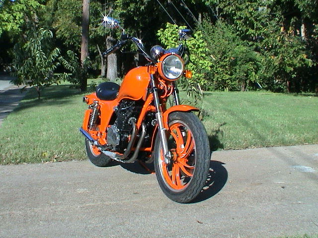 xj650 blog Custom Orange 1981 XJ650 Maxim Front View